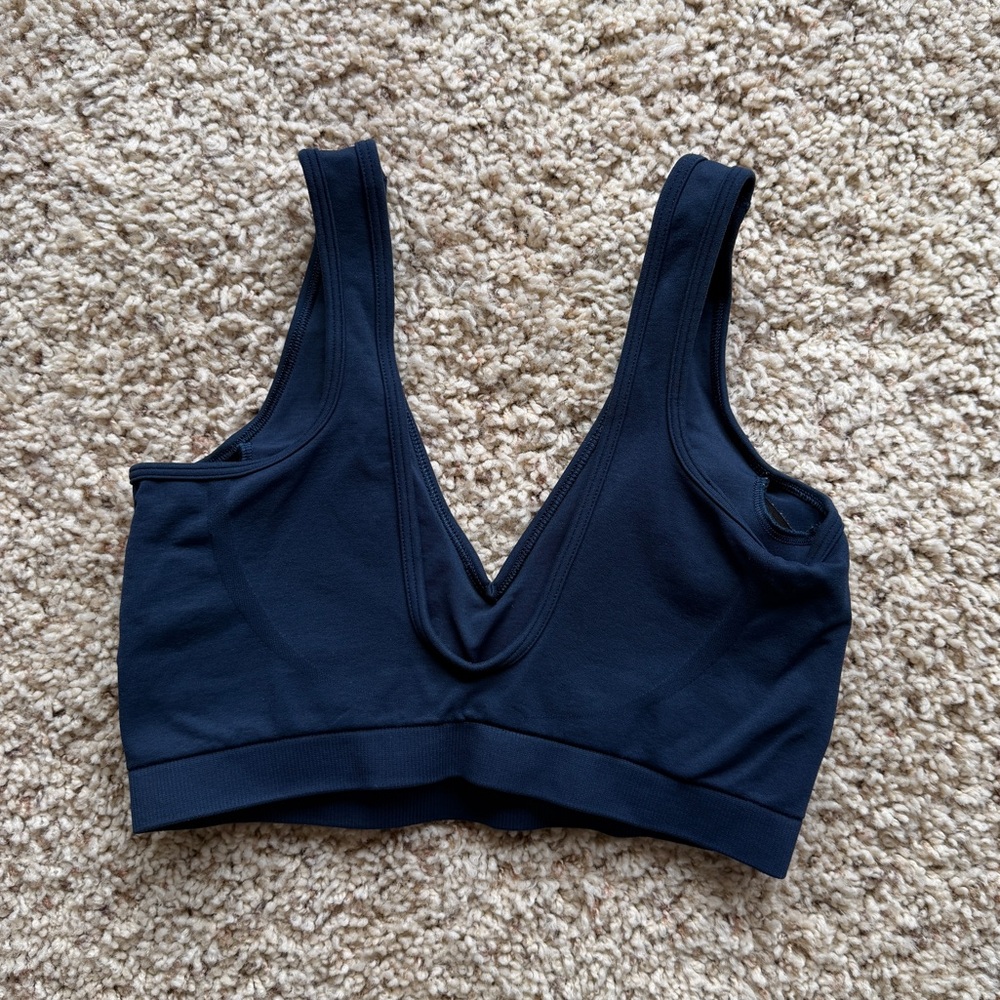 Gymshark Everyday Seamless Sports Bra - Navy - Picture 3 of 3